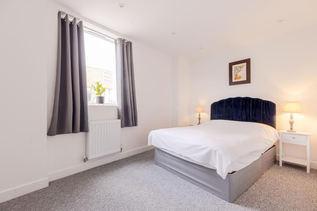 Vertigo Boutique Sleeps 4 London Kingston upon Thames  Exteriör bild