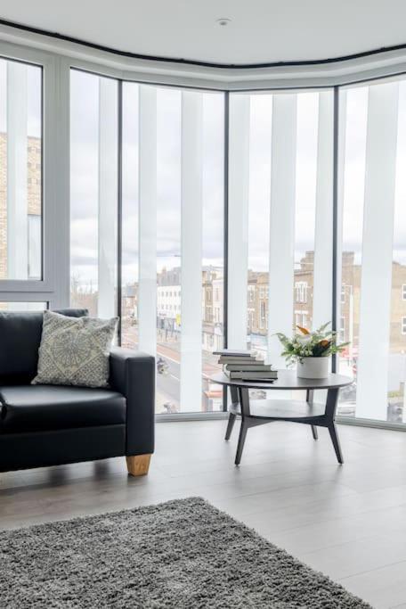 Vertigo Boutique Sleeps 4 London Kingston upon Thames  Exteriör bild