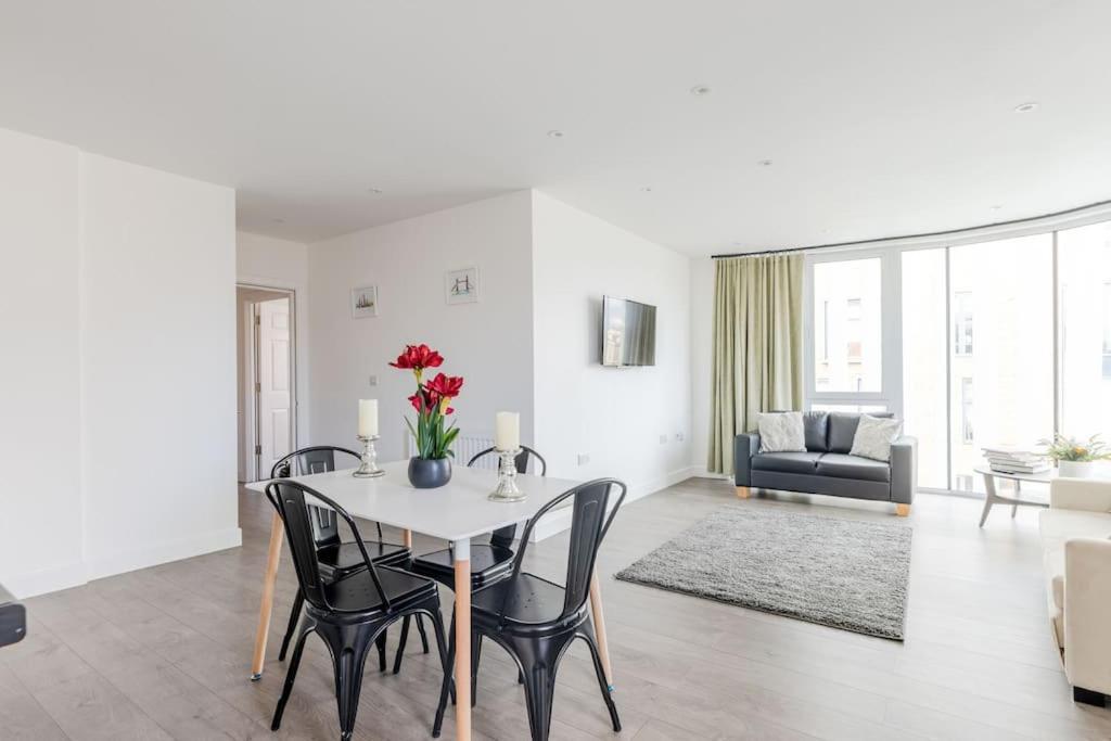 Vertigo Boutique Sleeps 4 London Kingston upon Thames  Exteriör bild