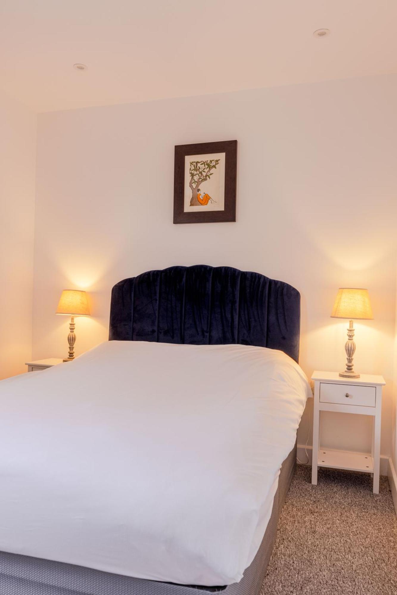 Vertigo Boutique Sleeps 4 London Kingston upon Thames  Exteriör bild
